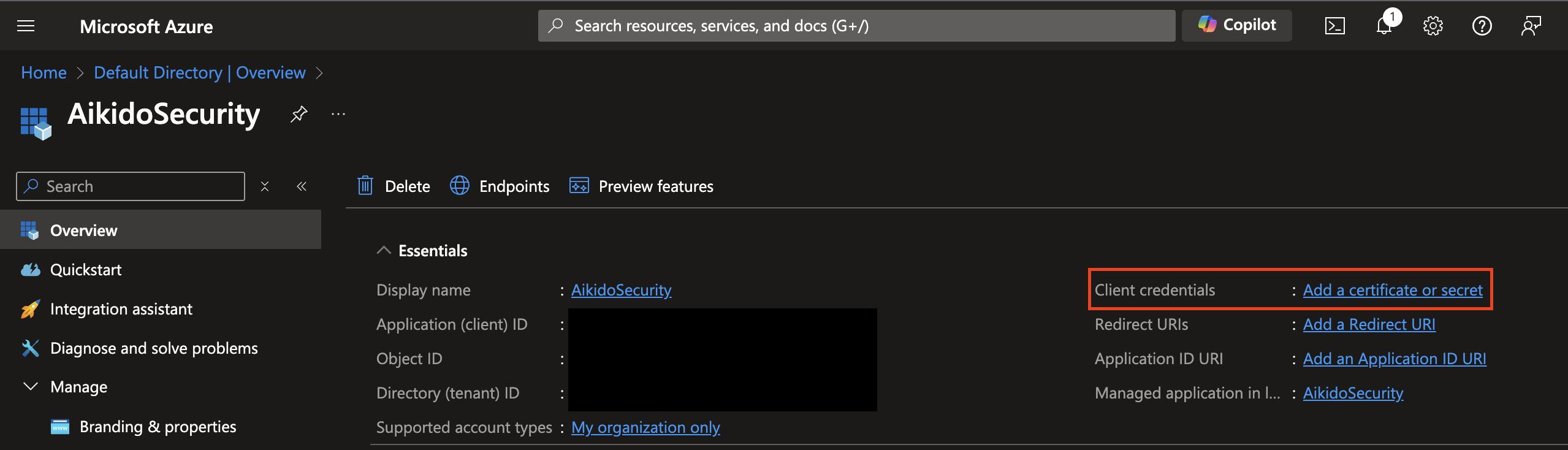 AikidoSecurityアプリの概要とクライアント資格情報の設定オプションを表示するAzureポータル画面。